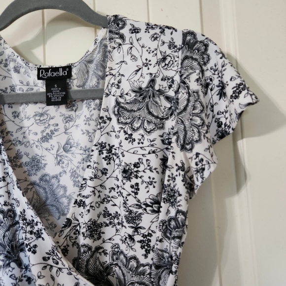 Wrap Blouse black & white floral - Picture 3 of 7